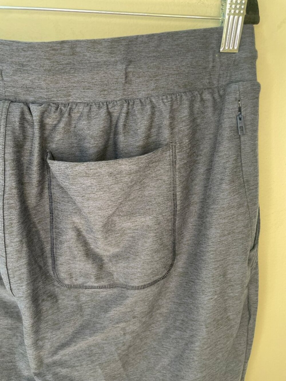 Fabletics Cloud Jersey Jogger Pants Navy Heather Women's Size L Regular 29" NWT - Picture 7 of 9